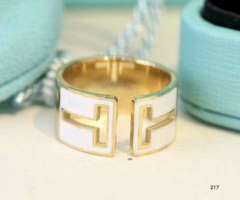 Picture of LV Ring _SKULVring11ly8112934